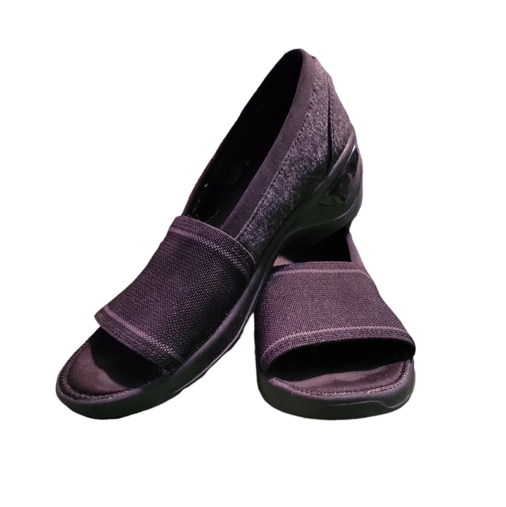 Bzees Kudos Women Size 7.5M Shoes Stretch Slip On Open Toe Cushion Black